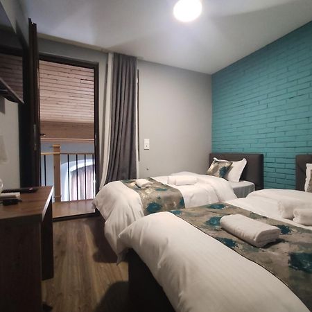 Tbilicity Hotel Tbilisi Eksteriør bilde