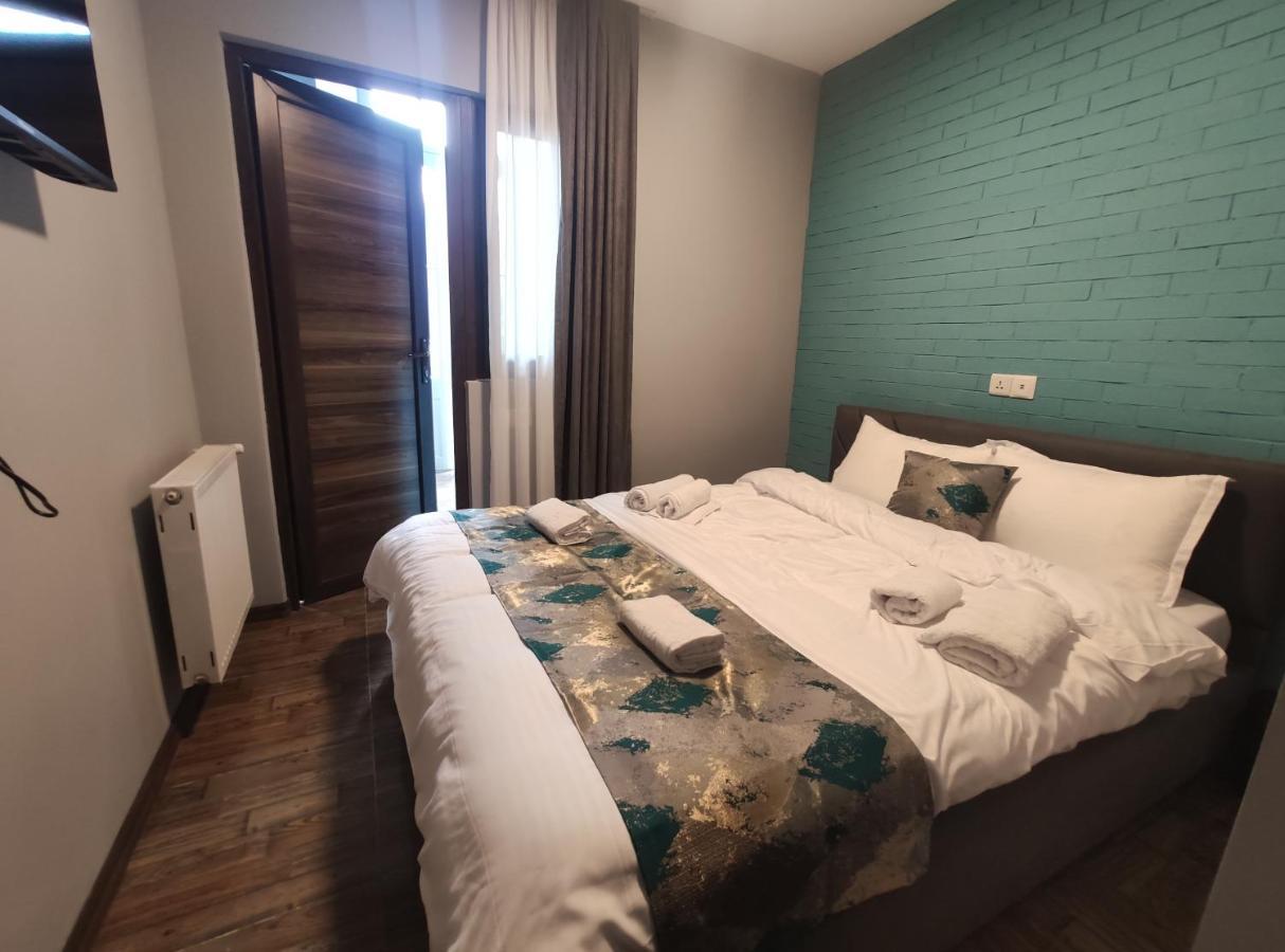 Tbilicity Hotel Tbilisi Eksteriør bilde